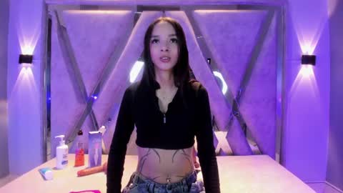 Zoe online show from June 25, 4:01 am