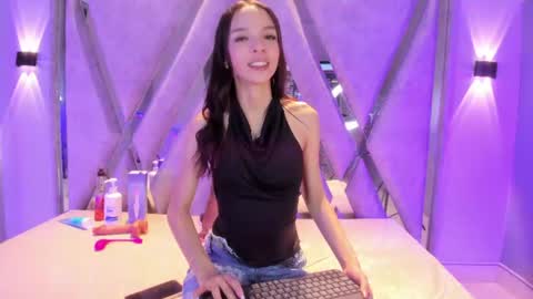 Zoe online show from June 26, 4:06 am