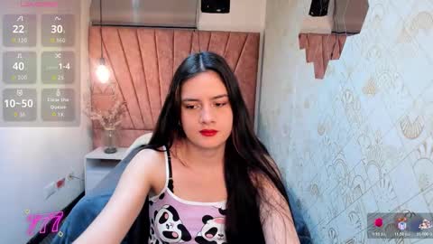Snapshot of zoe__taylor__ chatting on March 20, 11:59 am ZOE TAYLOR online show from March 20, 11:59 am