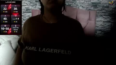 Zoe Bronw online show from March 10, 10:53 am