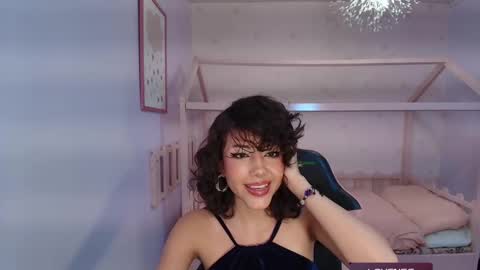 Snapshot of zoe_ch_ chatting on January 9, 9:58 pm zoe_ch_ online show from January 9, 9:58 pm