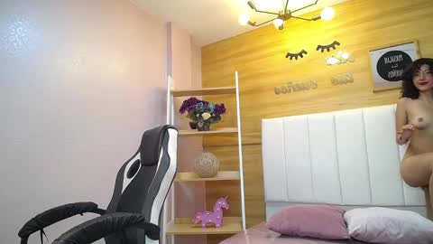 Snapshot of zoe_ch_ chatting on February 27, 10:09 pm zoe_ch_ online show from February 27, 10:09 pm