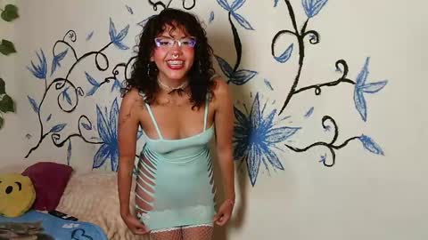 Snapshot of zoe_ch_ chatting on April 30, 9:19 pm zoe_ch_ online show from April 30, 9:19 pm