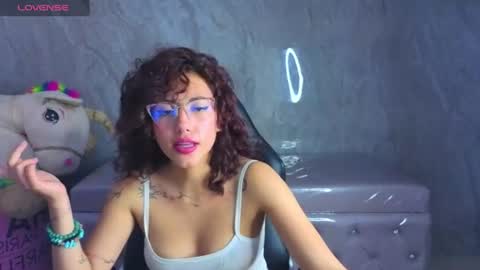 Snapshot of zoe_ch_ chatting on July 22, 3:09 am zoe_ch_ online show from July 22, 3:09 am