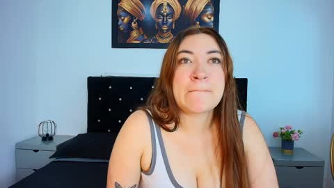 Snapshot of zoe_clarck_ chatting on May 15, 12:12 pm zoe_clarck_ online show from May 15, 12:12 pm