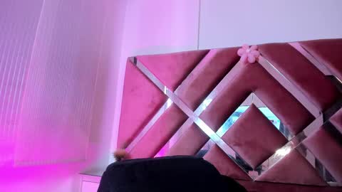 Snapshot of zoe_evaanss_ chatting on March 27, 7:57 pm zoe_evaanss_ online show from March 27, 7:57 pm