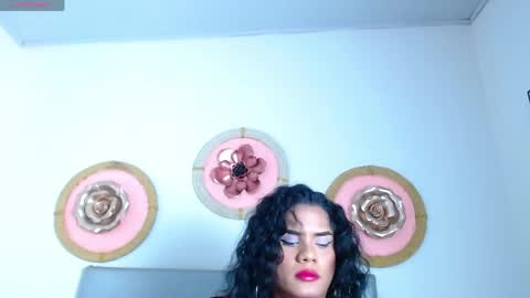 zoe_hecate online show from April 28, 4:06 am