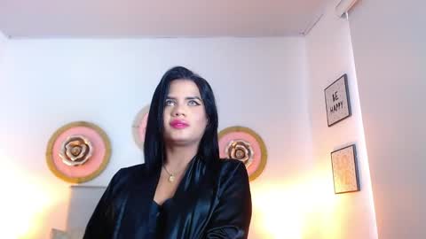 zoe_hecate online show from May 7, 12:21 pm