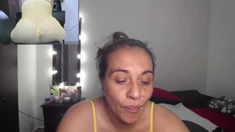 zoe hotxxx online show from February 20, 12:19 am