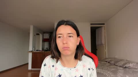 ZOE online show from February 8, 7:05 pm