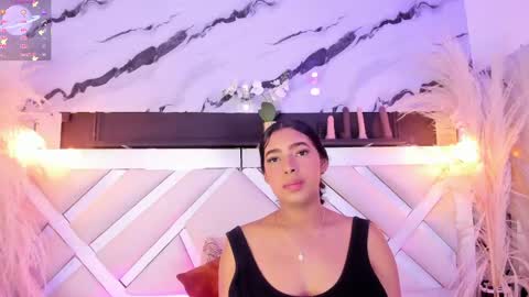 Zoey  online show from May 15, 9:44 pm
