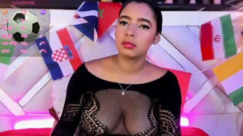 Zoey  online show from July 12, 9:39 pm