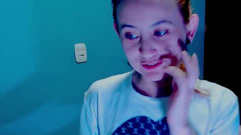 Zoe online show from December 5, 3:26 am
