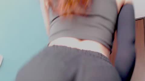 Zoe online show from December 29, 5:01 pm