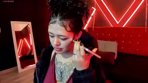 zoe  online show from July 6, 3:58 am