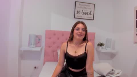 Zoe online show from September 22, 11:45 am