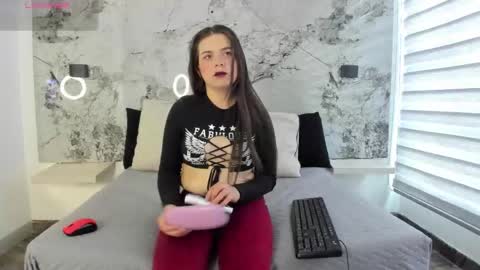 Zoe online show from March 12, 12:00 pm