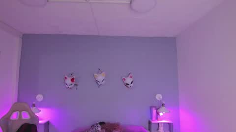 Zoe Lynch online show from October 2, 11:39 am