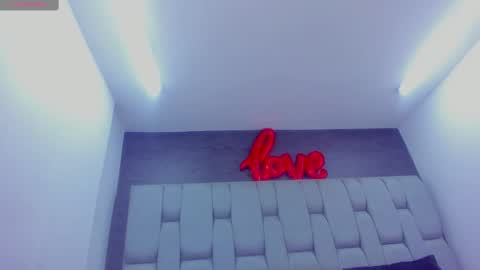 Zoe online show from October 21, 12:28 pm