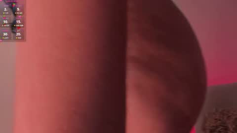zoe_mhendez online show from July 8, 12:31 pm