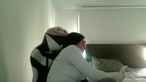 Zoe online show from November 12, 6:41 pm