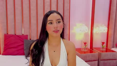 Zoe Monrow online show from May 9, 2:11 pm
