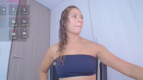 Snapshot of zoe_moon85 chatting on October 28, 8:55 pm zoe online show from October 28, 8:55 pm