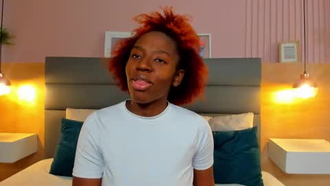 Snapshot of zoe_novakk chatting on October 16, 3:24 pm Zoe Novakk online show from October 16, 3:24 pm