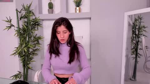 Zoe Olsen online show from February 28, 9:44 pm