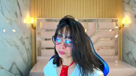 Zoe  online show from October 24, 3:36 am