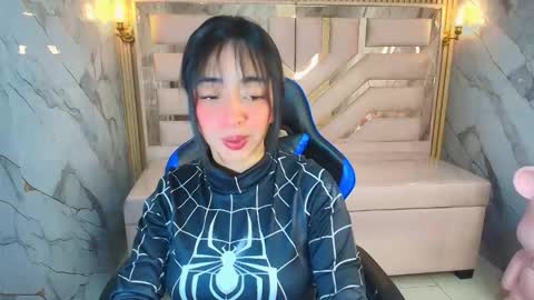 Zoe  online show from November 30, 3:21 am