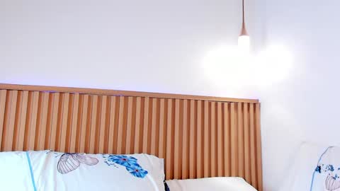 Zoe online show from January 11, 5:29 pm