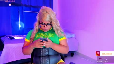Snapshot of zoe_rosee4 chatting on May 29, 6:33 am zoe_rosee4 online show from May 29, 6:33 am