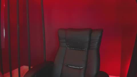 Snapshot of zoe_roux210949 chatting on February 9, 2:49 am Zoe online show from February 9, 2:49 am