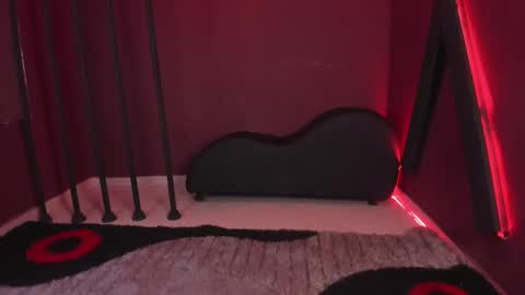 Snapshot of zoe_roux210949 chatting on March 12, 11:42 am Zoe online show from March 12, 11:42 am