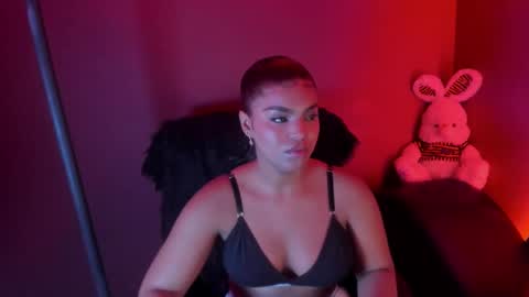 Snapshot of zoe_roux210949 chatting on October 29, 2:58 am Zoe online show from October 29, 2:58 am