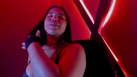 Snapshot of zoe_roux210949 chatting on October 31, 3:29 am Zoe online show from October 31, 3:29 am