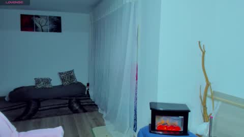 Snapshot of zoe_sweet22 chatting on November 6, 10:43 pm new count online show from November 6, 10:43 pm