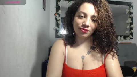 Snapshot of zoe_tai chatting on October 28, 10:52 am zoe tai online show from October 28, 10:52 am