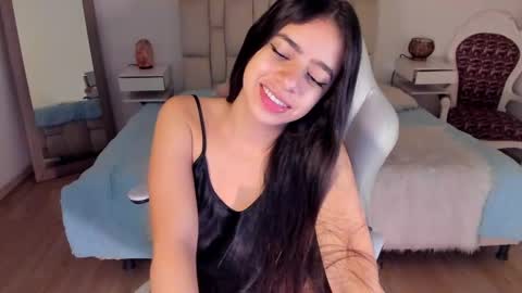 Zoe online show from October 18, 11:33 am