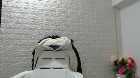 Carolina online show from October 11, 10:52 pm