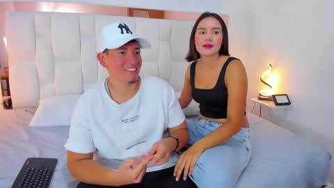 Zoe And Ethan online show from September 17, 6:53 pm