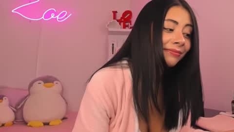 zoecams online show from March 27, 7:57 pm