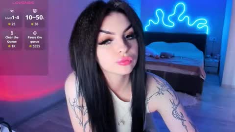 zoedrift online show from March 25, 12:22 pm