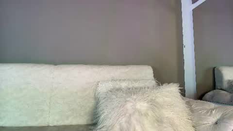 ZOE online show from June 13, 9:46 pm