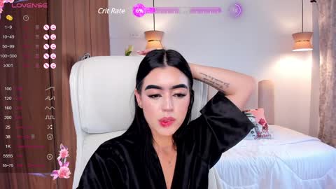 Snapshot of zoee_jackson chatting on December 27, 9:54 pm zoee jackson online show from December 27, 9:54 pm