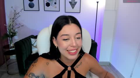 Snapshot of zoee_jackson chatting on January 17, 10:01 pm zoee jackson online show from January 17, 10:01 pm