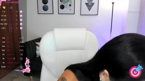 Snapshot of zoee_jackson chatting on February 5, 7:20 pm zoee jackson online show from February 5, 7:20 pm