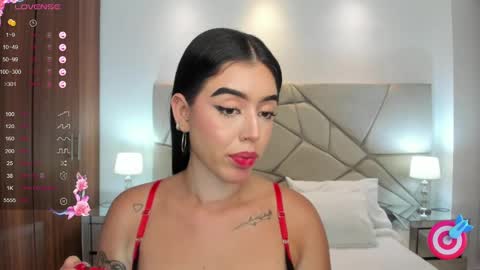 Snapshot of zoee_jackson chatting on February 6, 10:00 pm zoee jackson online show from February 6, 10:00 pm