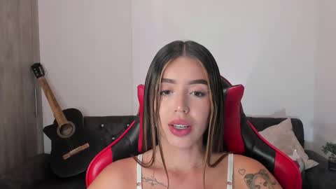 Snapshot of zoee_jackson chatting on September 14, 11:26 pm zoee jackson online show from September 14, 11:26 pm